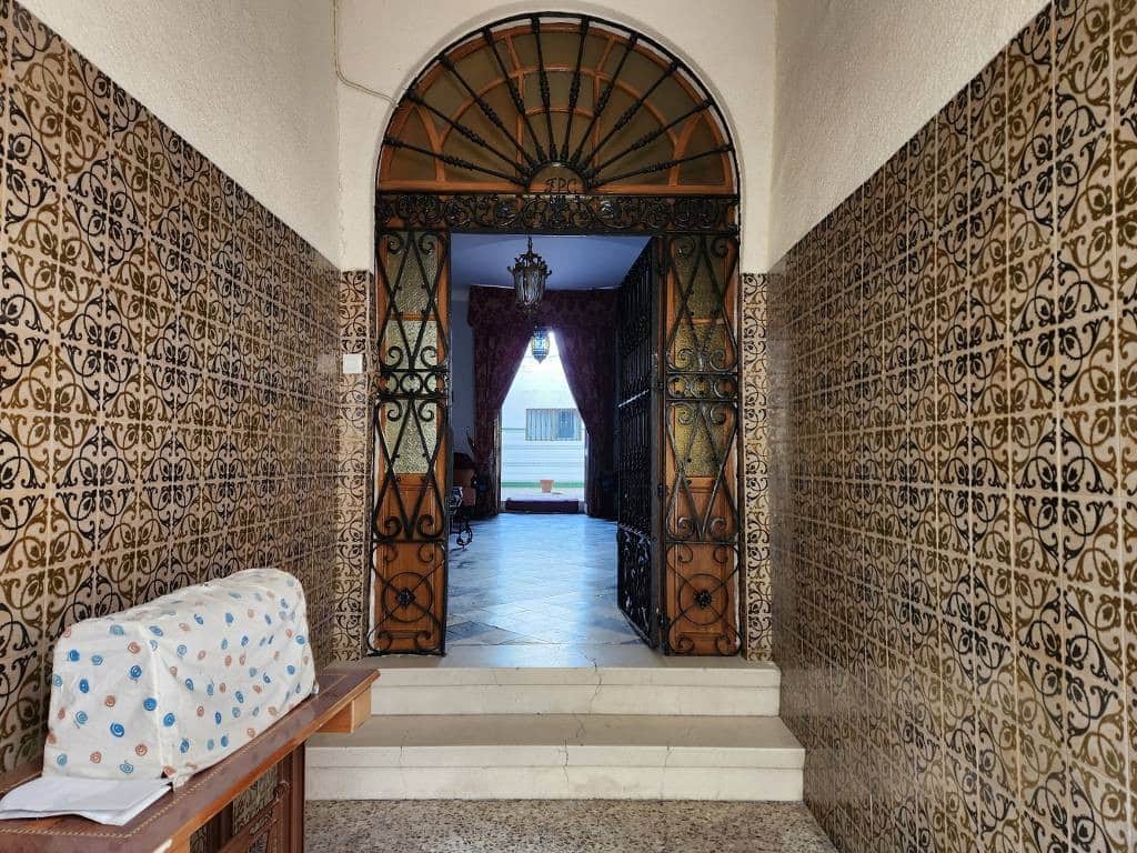 5 soveværelse Byhus til salg i Luque med garage - € 107.000 (Ref: 10046158)