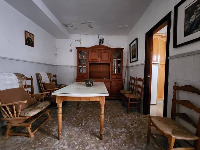 5 bedroom Townhouse for sale in Rute - € 58,000 (Ref: 10046161)