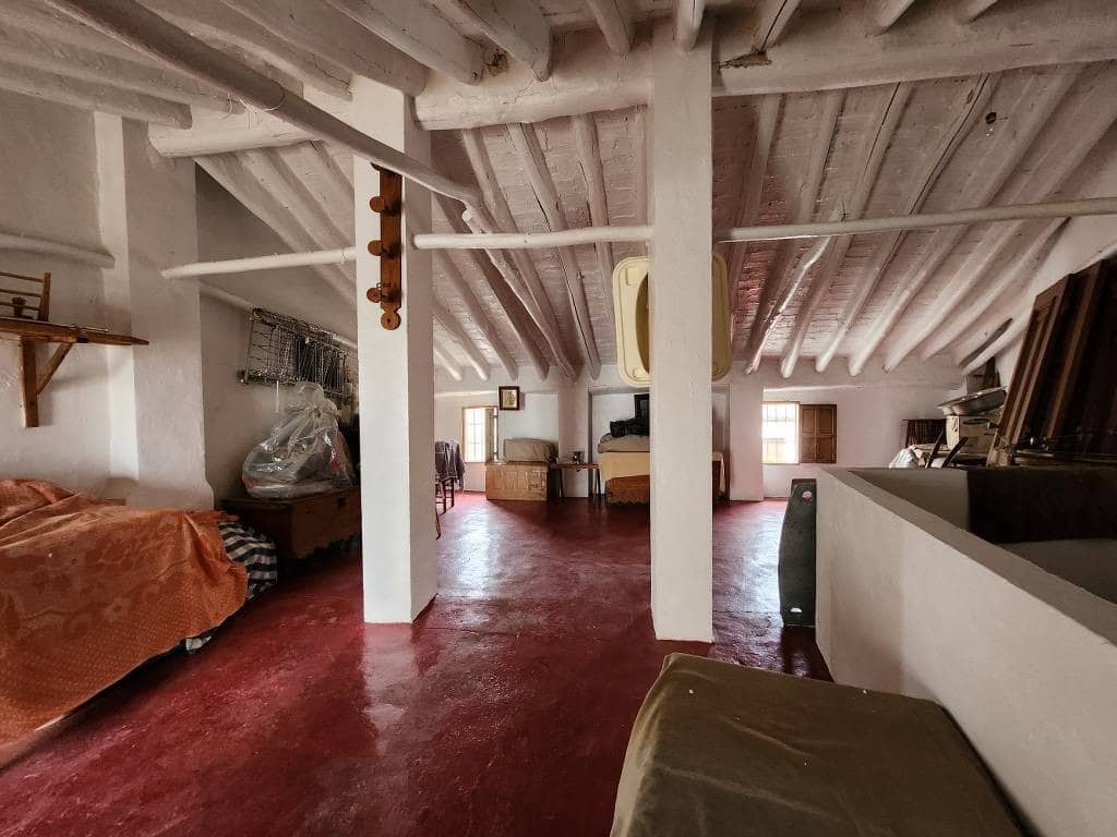 5 bedroom Townhouse for sale in Rute - € 58,000 (Ref: 10046161)
