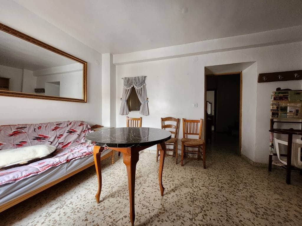 5 bedroom Townhouse for sale in Rute - € 58,000 (Ref: 10046161)