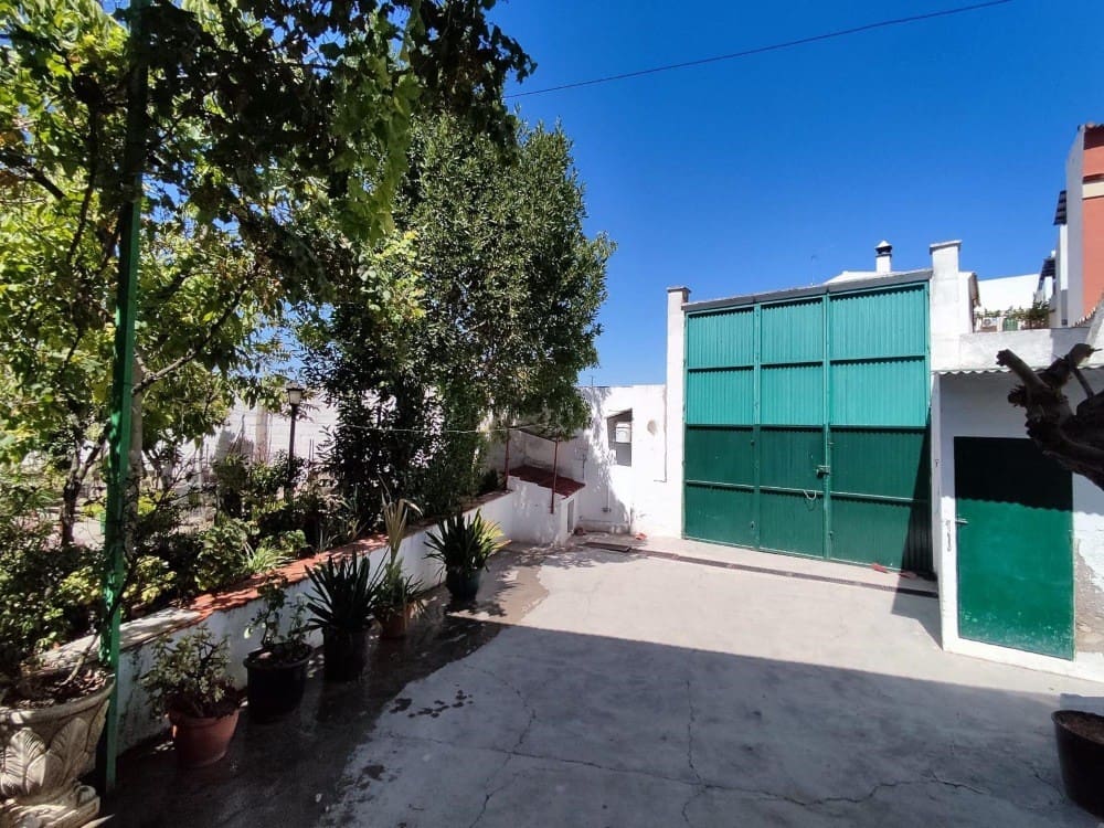 3 bedroom Townhouse for sale in Rute with pool - € 162,000 (Ref: 10046166)