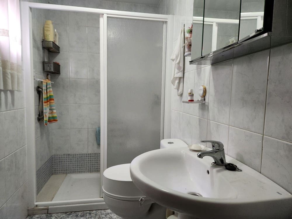 Casa de 7 habitaciones en Luque en venta con piscina garaje - 89.000 € (Ref: 10046167)
