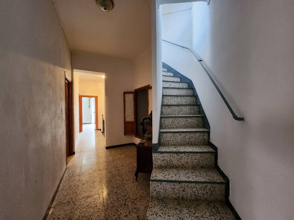 8 slaapkamer Huis te koop in Cuevas de San Marcos met zwembad - € 125.000 (Ref: 10046168)