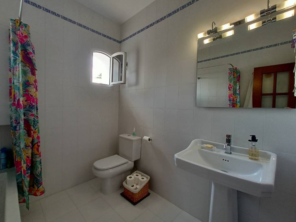 5 bedroom Villa for sale in Herrera with pool garage - € 525,000 (Ref: 10046170)