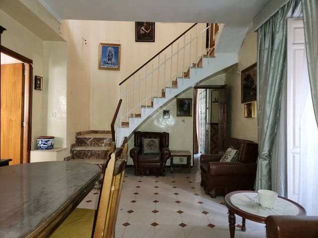 4 bedroom Townhouse for sale in Benamejí with pool - € 89,900 (Ref: 10046173)