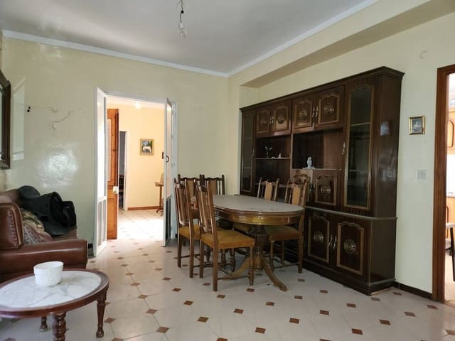 4 bedroom Townhouse for sale in Benamejí with pool - € 89,900 (Ref: 10046173)