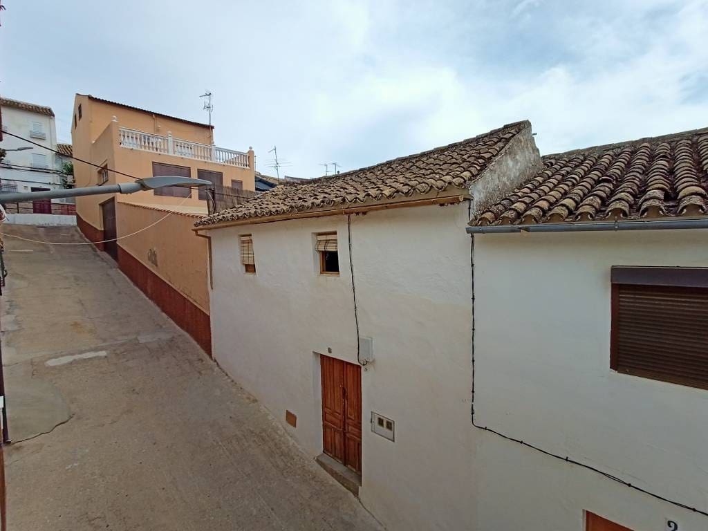 5 bedroom Townhouse for sale in Rute - € 137,000 (Ref: 10046177)