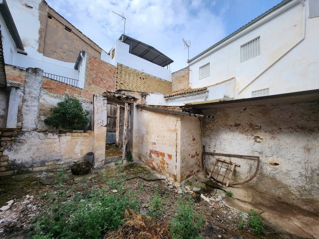 3 bedroom Townhouse for sale in Castil de Campos - € 17,000 (Ref: 10046178)