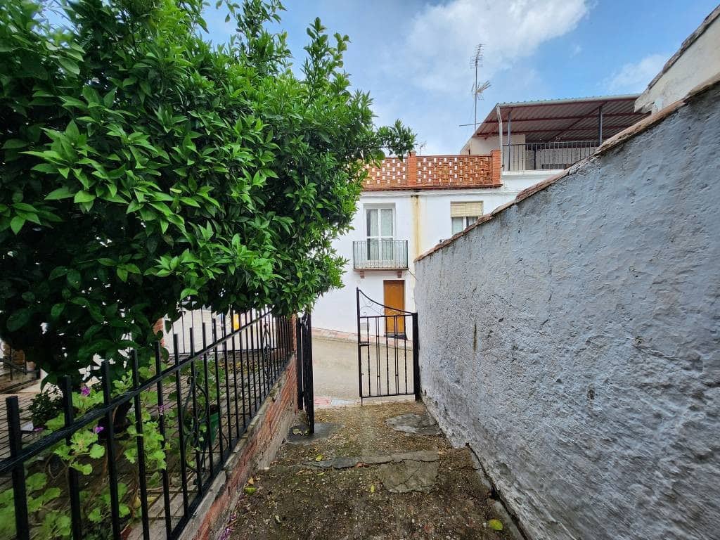 3 bedroom Townhouse for sale in Castil de Campos - € 17,000 (Ref: 10046178)