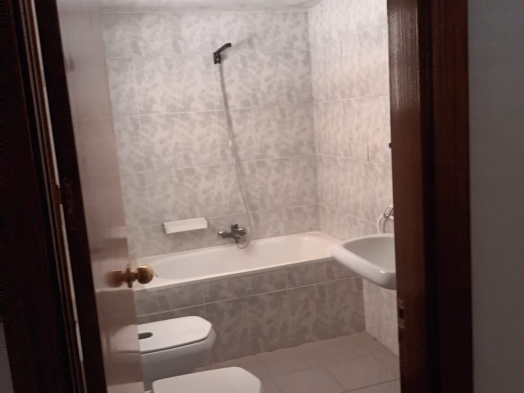 5 sypialnia Dom na sprzedaż w Priego de Cordoba z garażem - 92 000 € (Ref: 10046179)