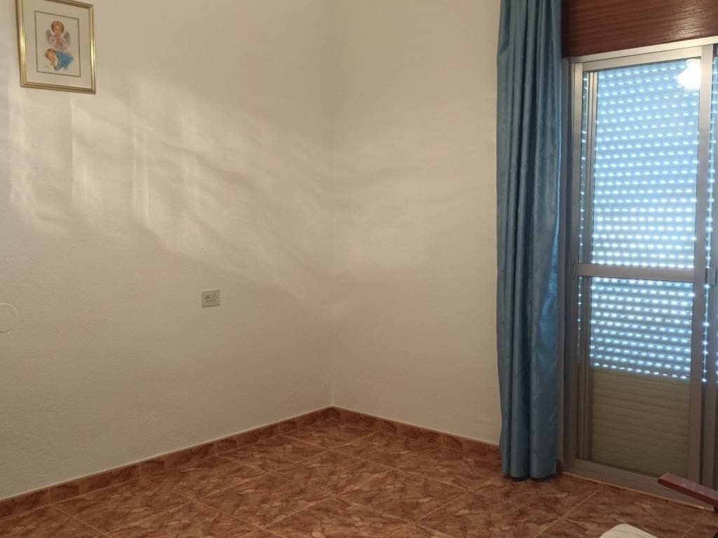 5 sypialnia Dom na sprzedaż w Priego de Cordoba z garażem - 92 000 € (Ref: 10046179)
