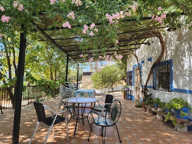 6 Zimmer Finca/Landgut zu verkaufen in Iznájar mit Pool - 309.000 € (Ref: 10046180)