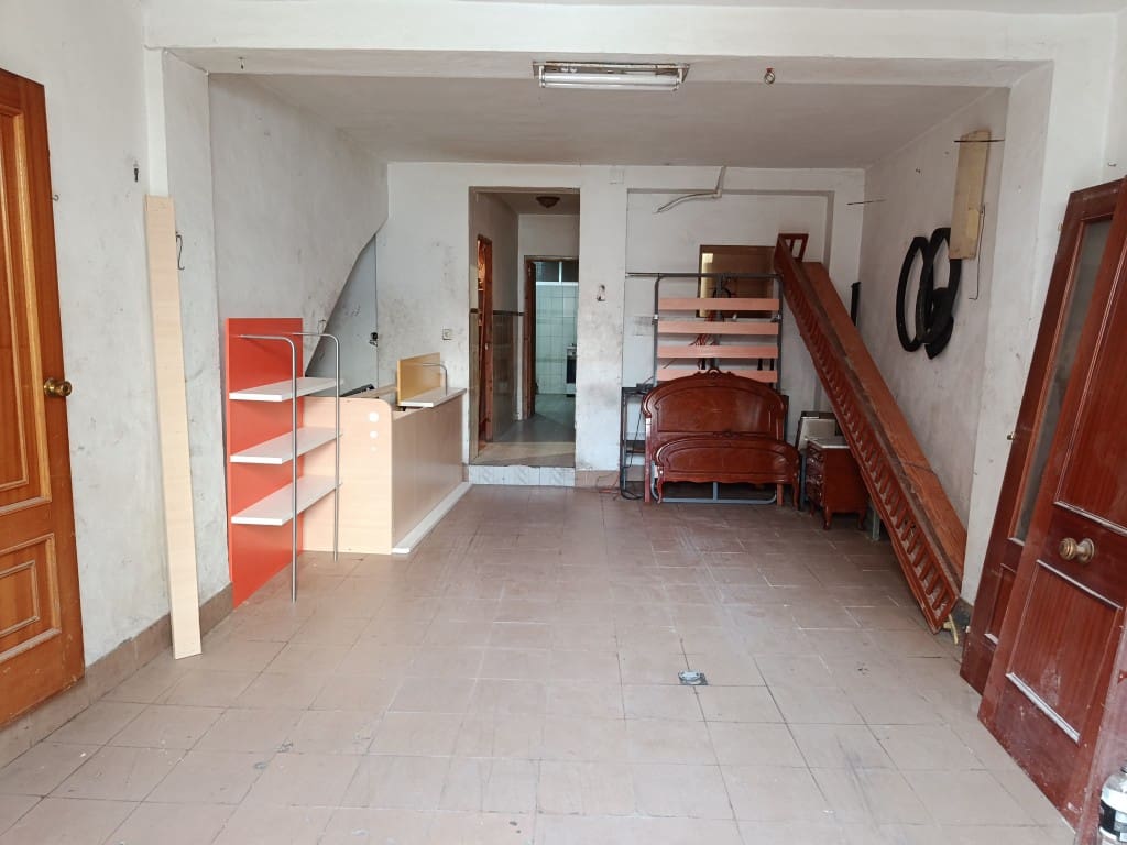 4 bedroom Townhouse for sale in Rute with garage - € 69,900 (Ref: 10046183)