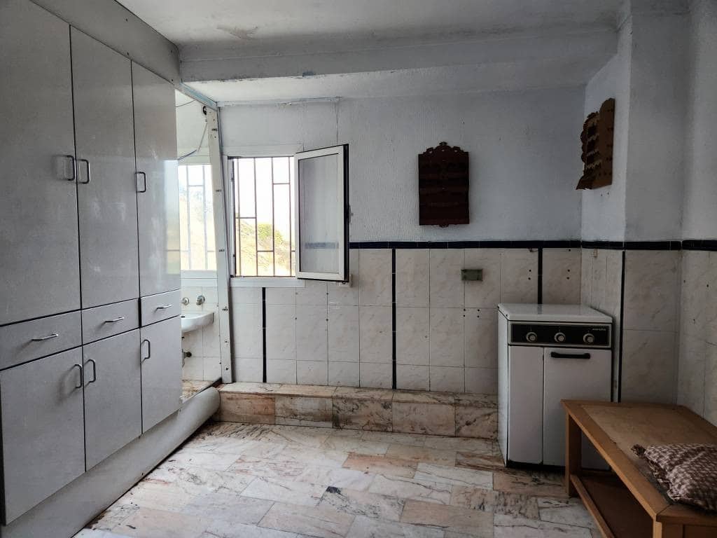 6 quarto Casa em Banda para venda em Iznajar - 157 000 € (Ref: 10046185)