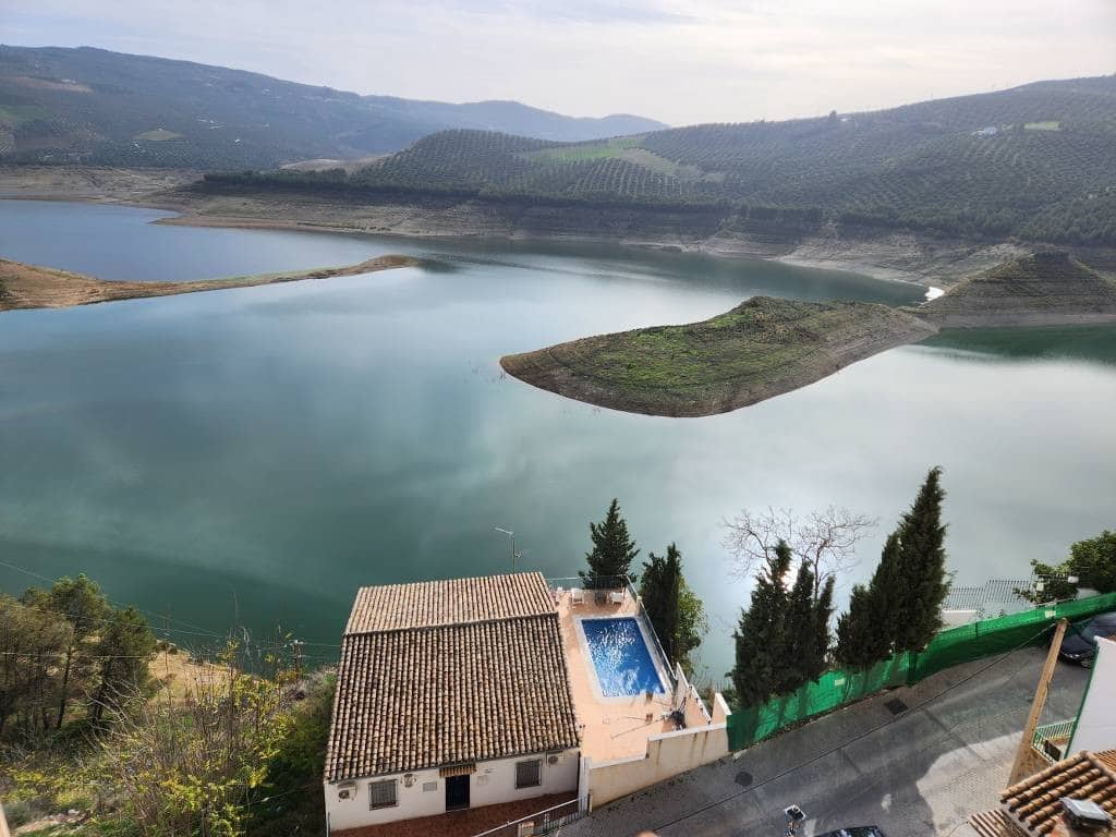 6 quarto Casa em Banda para venda em Iznajar - 157 000 € (Ref: 10046185)