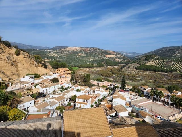 6 quarto Casa em Banda para venda em Iznájar - 157 000 € (Ref: 10046185)