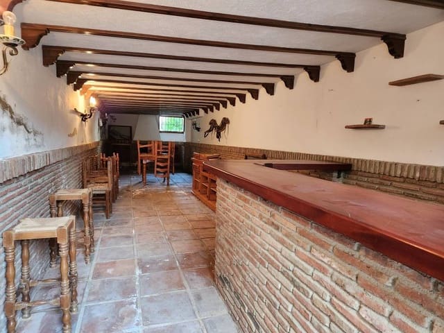 5 Zimmer Villa zu verkaufen in Rute mit Pool - 315.000 € (Ref: 10046186)