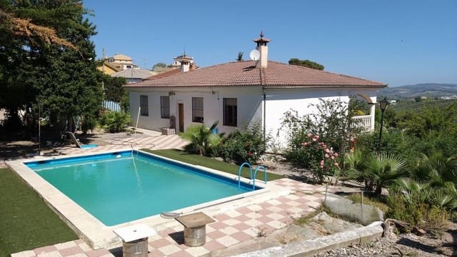 5 Zimmer Villa zu verkaufen in Rute mit Pool - 315.000 € (Ref: 10046186)