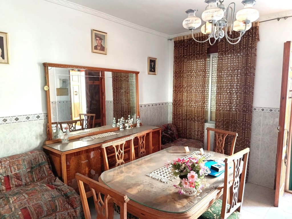4 soverom Hus til salgs i Priego de Cordoba - € 59 900 (Ref: 10048231)