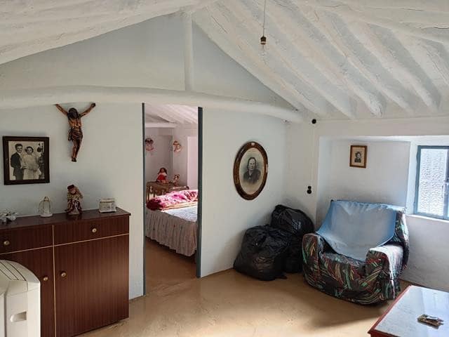 3 bedroom Townhouse for sale in Priego de Cordoba with garage - € 49,000 (Ref: 10052081)