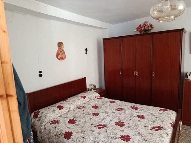 3 bedroom Townhouse for sale in Priego de Cordoba with garage - € 49,000 (Ref: 10052081)