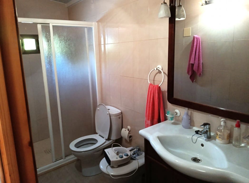 3 bedroom Townhouse for sale in Priego de Cordoba with garage - € 49,000 (Ref: 10052081)