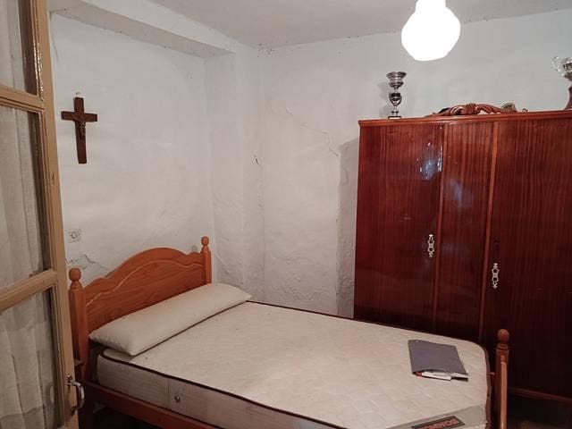 5 bedroom Townhouse for sale in Priego de Cordoba with garage - € 55,000 (Ref: 10054324)