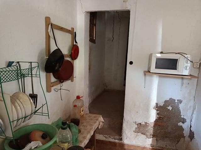 5 bedroom Townhouse for sale in Priego de Cordoba with garage - € 55,000 (Ref: 10054324)