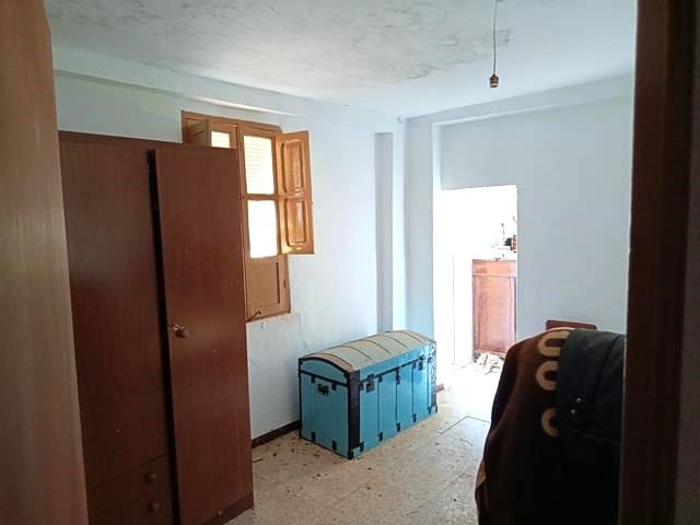 5 bedroom Townhouse for sale in Priego de Cordoba with garage - € 55,000 (Ref: 10054324)