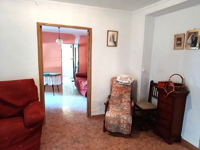 5 bedroom Townhouse for sale in Priego de Cordoba with garage - € 55,000 (Ref: 10054324)