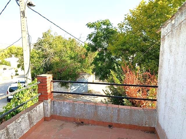 5 bedroom Townhouse for sale in Priego de Córdoba with garage - € 55,000 (Ref: 10054324)
