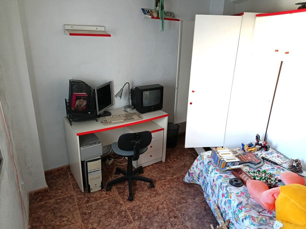 4 makuuhuone Omakotitalo myytävänä paikassa Fuente-Tojar - 42 000 € (Ref: 10057197)