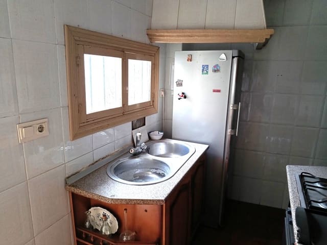 4 makuuhuone Omakotitalo myytävänä paikassa Fuente-Tójar - 42 000 € (Ref: 10057197)