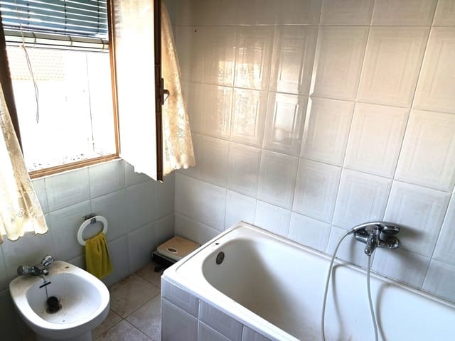 4 makuuhuone Omakotitalo myytävänä paikassa Fuente-Tójar - 42 000 € (Ref: 10057197)