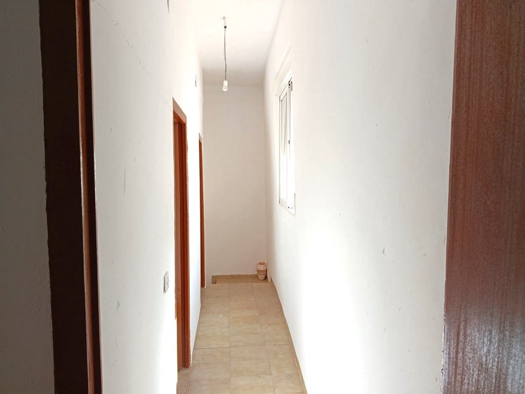 Casa de 3 habitaciones en Priego de Córdoba en venta - 42.000 € (Ref: 10062057)