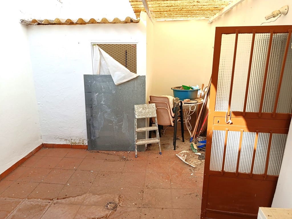 Casa de 3 habitaciones en Priego de Córdoba en venta - 42.000 € (Ref: 10062057)