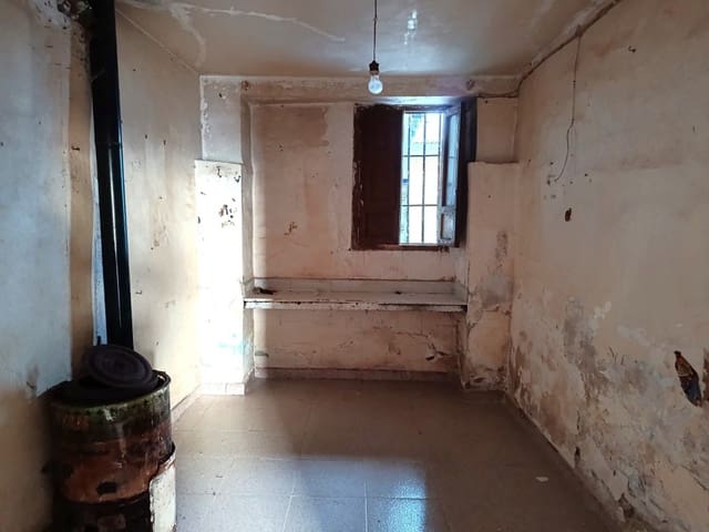 3 slaapkamer Huis te koop in Rute met garage - € 59.000 (Ref: 10062997)