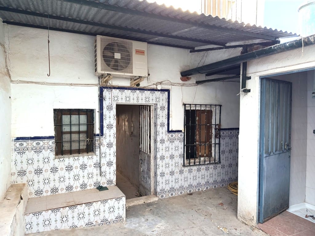 3 slaapkamer Huis te koop in Rute met garage - € 59.000 (Ref: 10062997)