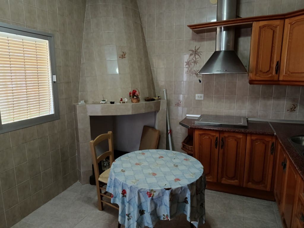 3 slaapkamer Huis te koop in Sabariego met garage - € 103.000 (Ref: 10093823)