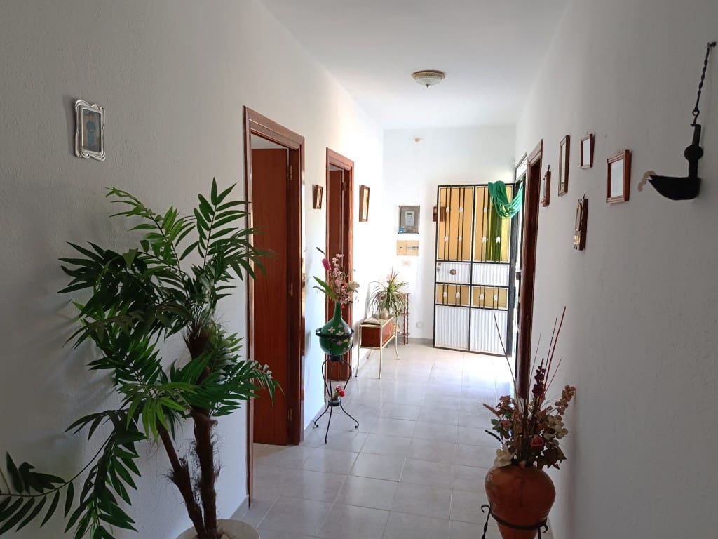 3 slaapkamer Huis te koop in Sabariego met garage - € 103.000 (Ref: 10093823)