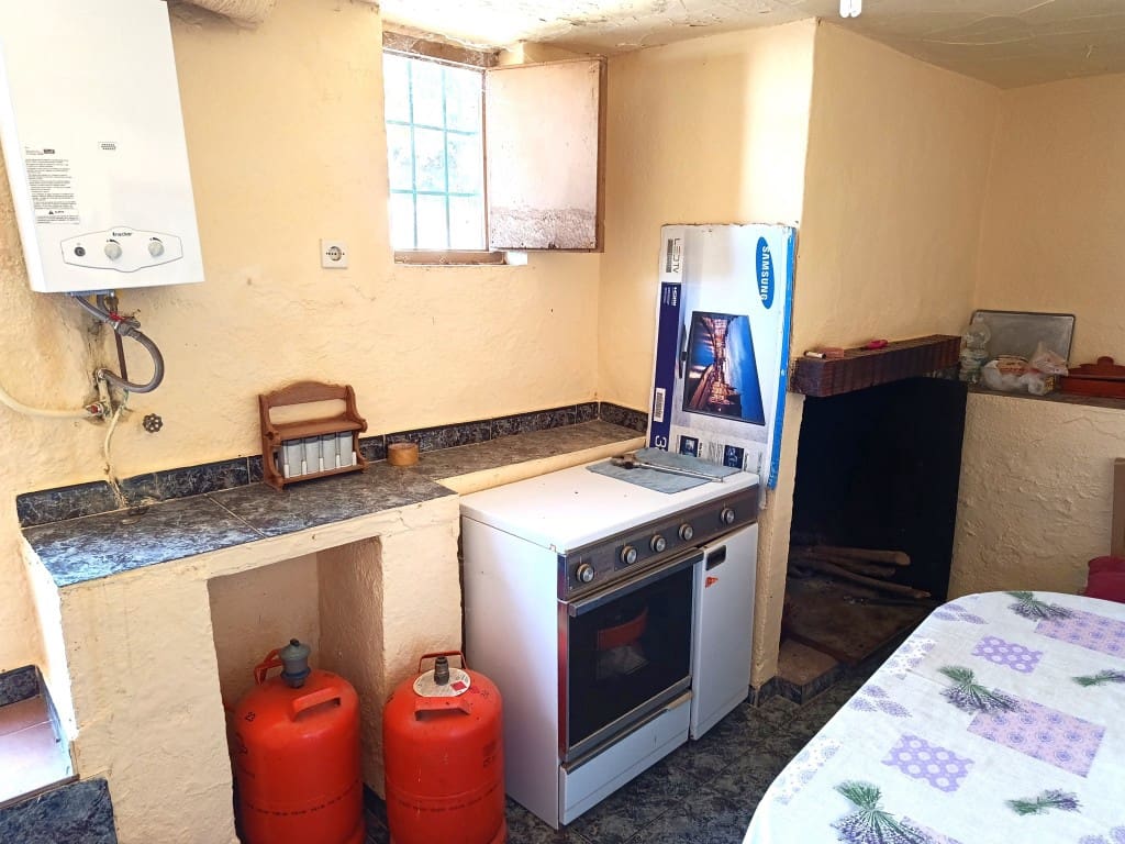 3 slaapkamer Huis te koop in Sabariego met garage - € 103.000 (Ref: 10093823)