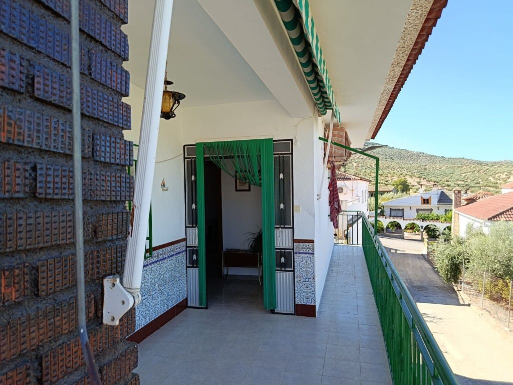 3 slaapkamer Huis te koop in Sabariego met garage - € 103.000 (Ref: 10093823)