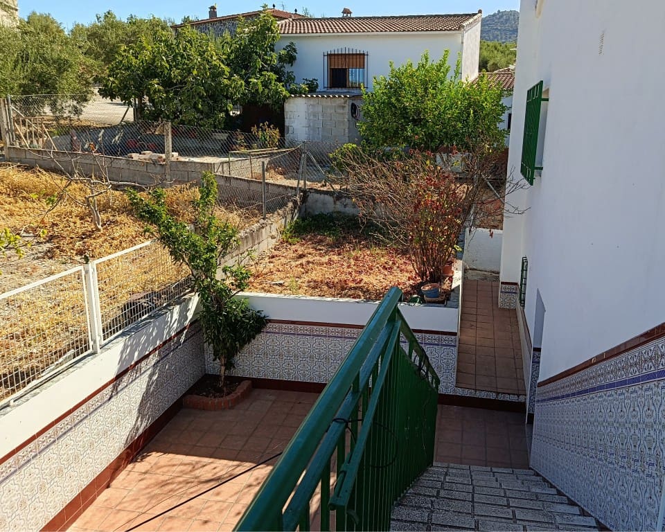 3 slaapkamer Huis te koop in Sabariego met garage - € 103.000 (Ref: 10093823)