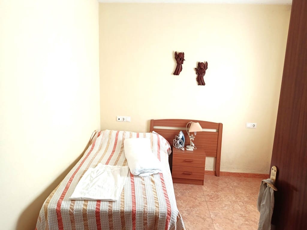 4 chambre Maison de Ville à vendre à Fuente-Tojar - 33 000 € (Ref: 10093943)