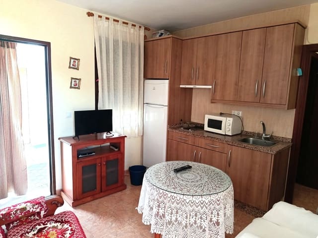 4 chambre Maison de Ville à vendre à Fuente-Tójar - 33 000 € (Ref: 10093943)