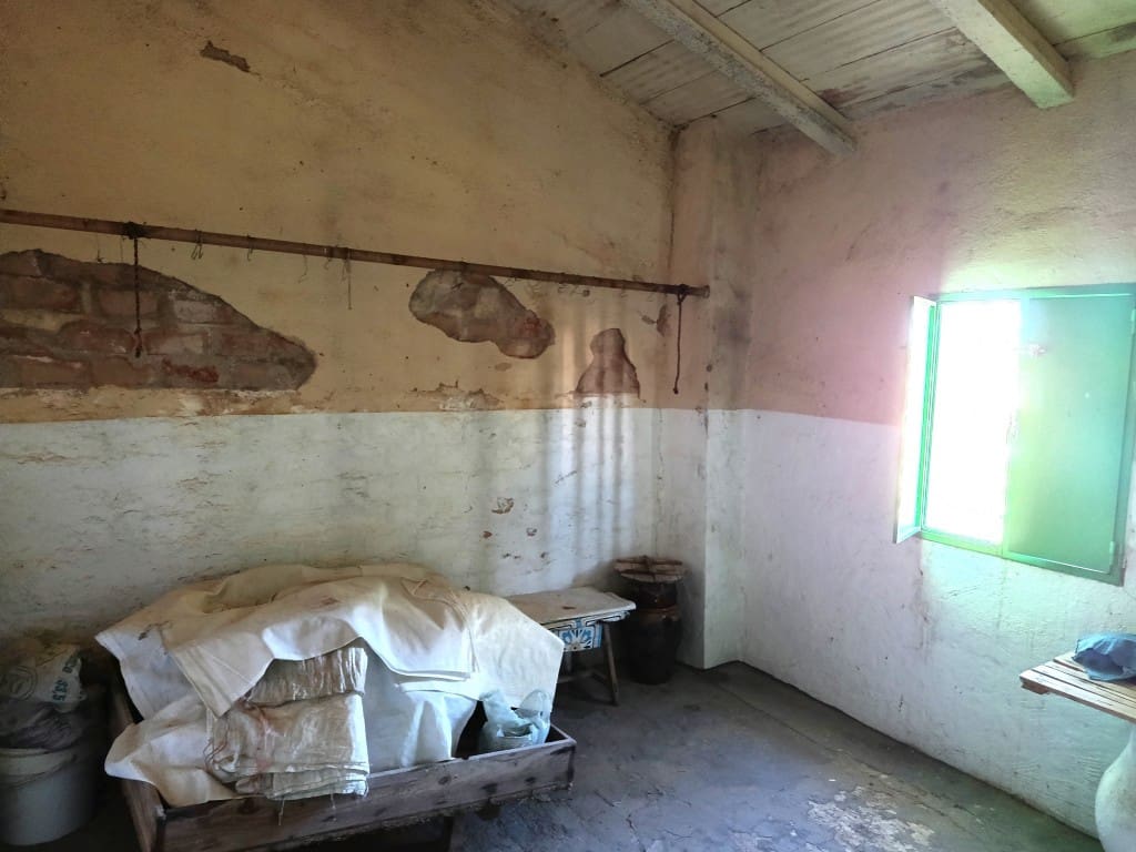 4 slaapkamer Finca/Landhuis te koop in Sabariego met zwembad garage - € 93.000 (Ref: 10093979)