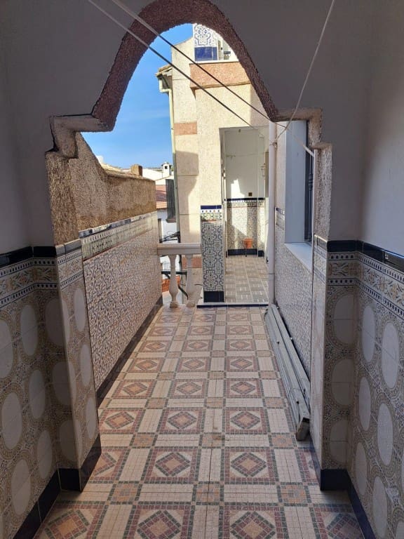 5 soverom Hus til salgs i Fuente-Tojar med garasje - € 124 000 (Ref: 10095479)