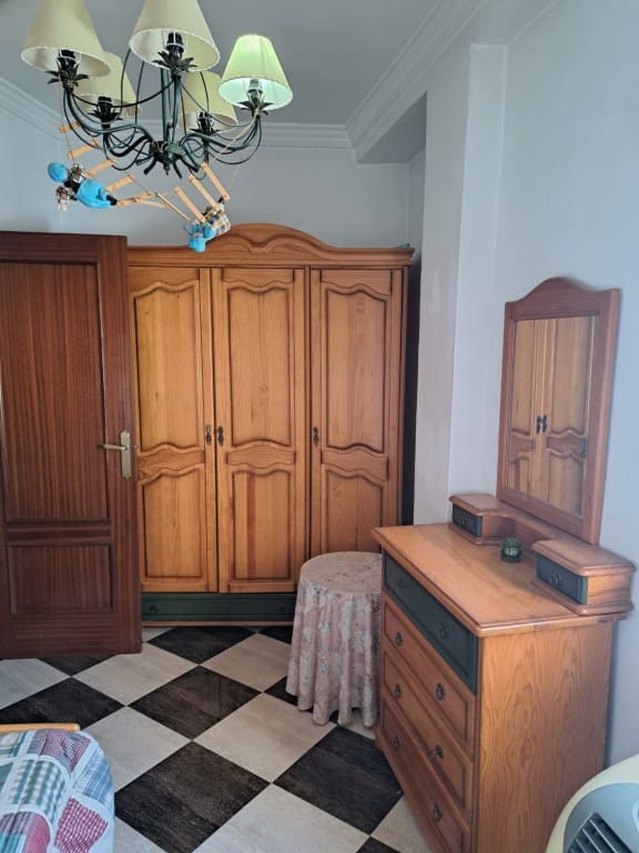 5 soverom Hus til salgs i Fuente-Tojar med garasje - € 124 000 (Ref: 10095479)