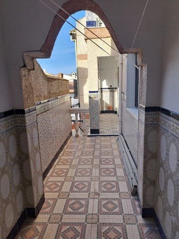 5 soverom Hus til salgs i Fuente-Tójar med garasje - € 124 000 (Ref: 10095479)