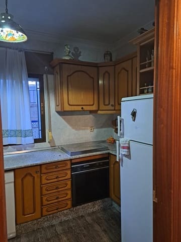 5 soverom Hus til salgs i Fuente-Tójar med garasje - € 124 000 (Ref: 10095479)